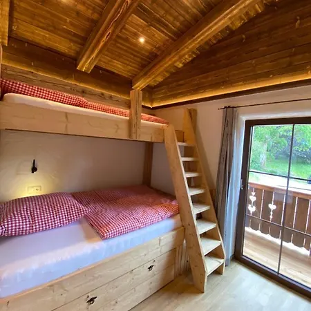 Holiday home Berggfui
