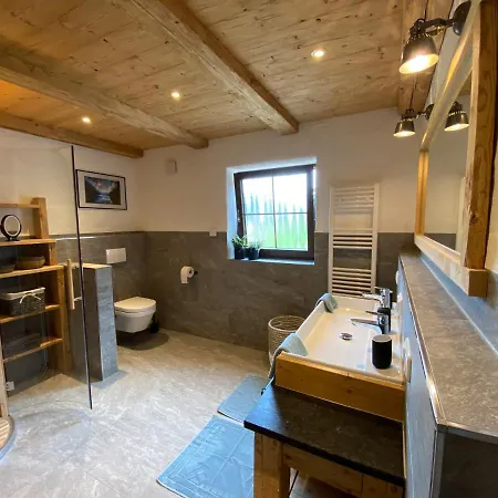 Holiday home Berggfui